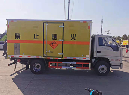 罗田爆破器材运输车技术升级与安全合规新趋势